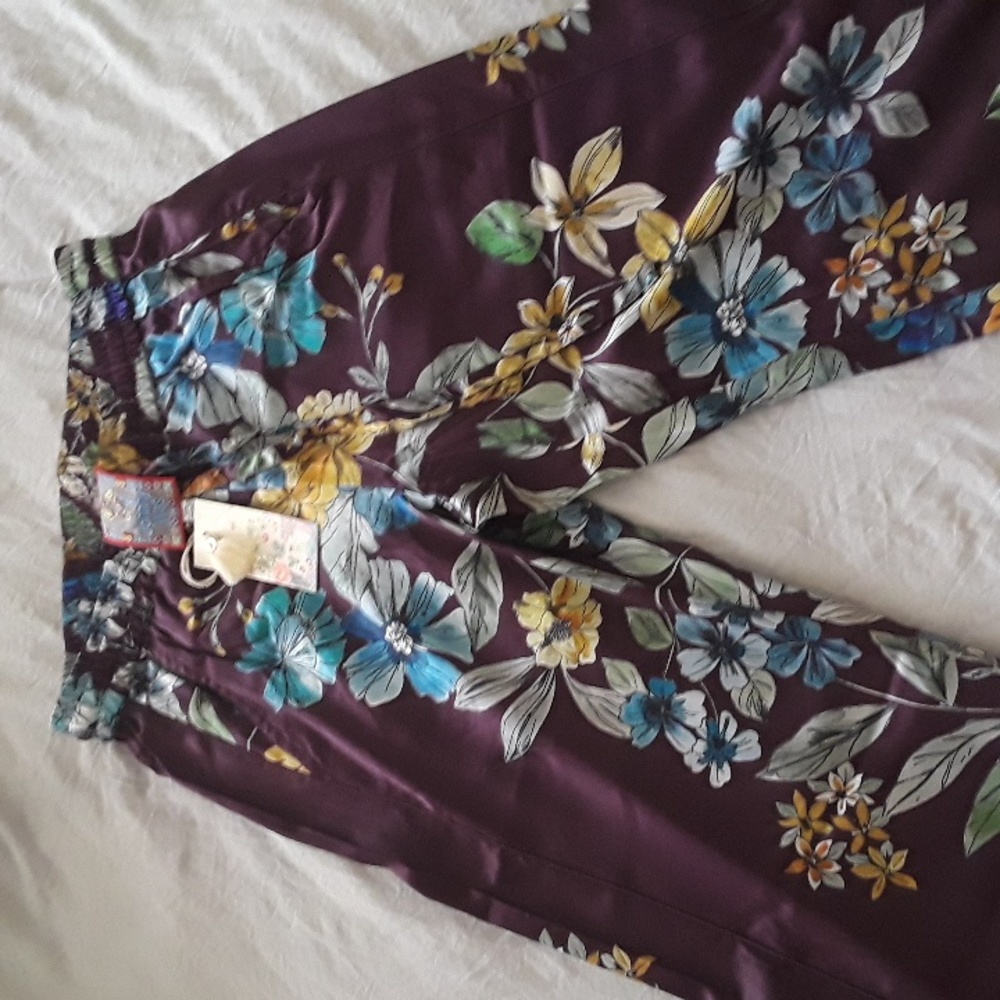 SOLD! Johnny Was silk pants - Picture 2 of 10